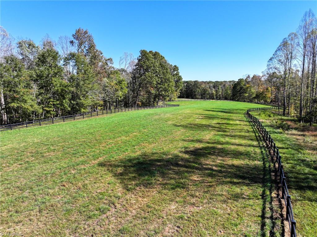 979 Perkinson Road Property Photo 15