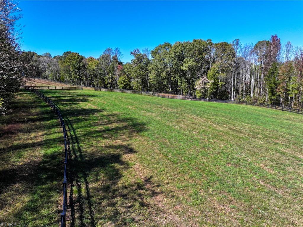 979 Perkinson Road Property Photo 16