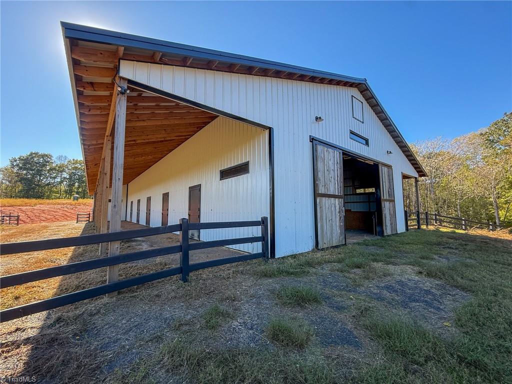 979 Perkinson Road Property Photo 30
