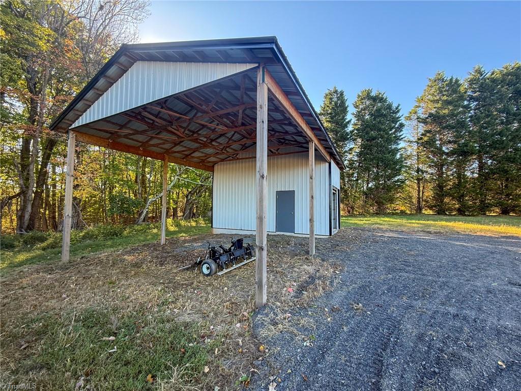 979 Perkinson Road Property Photo 40