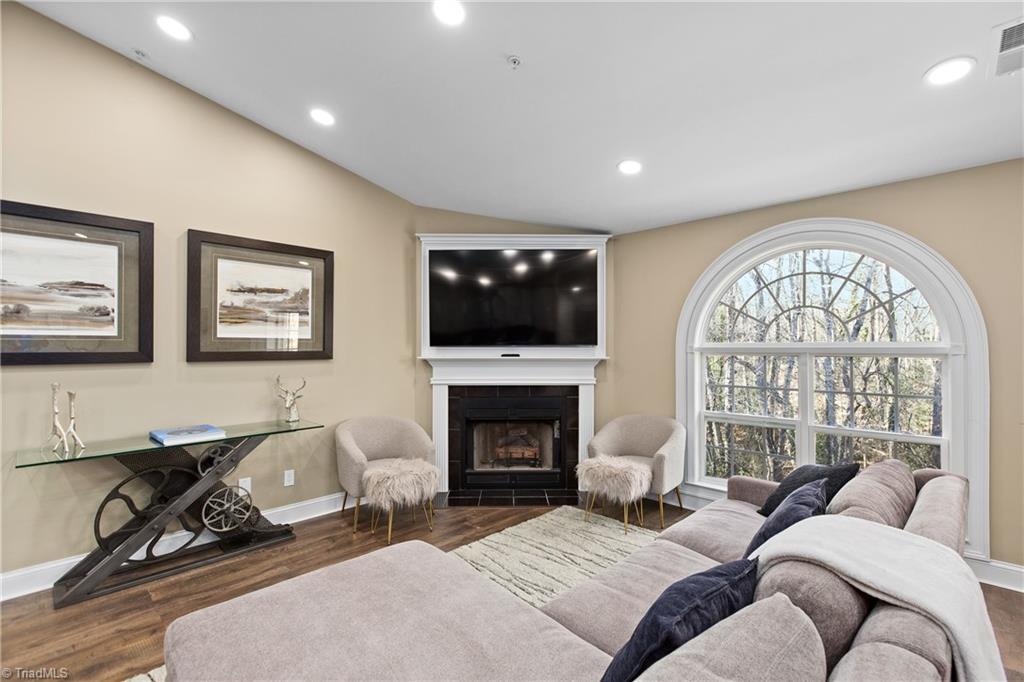 131 James Road # 3c Property Photo 4