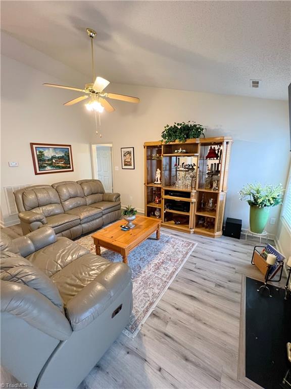 3963 Cobblestone Bend Drive Property Photo 2