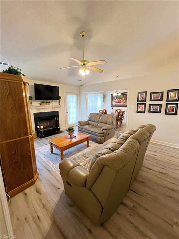 3963 Cobblestone Bend Drive Property Photo 3