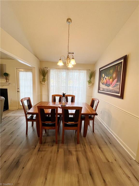 3963 Cobblestone Bend Drive Property Photo 6