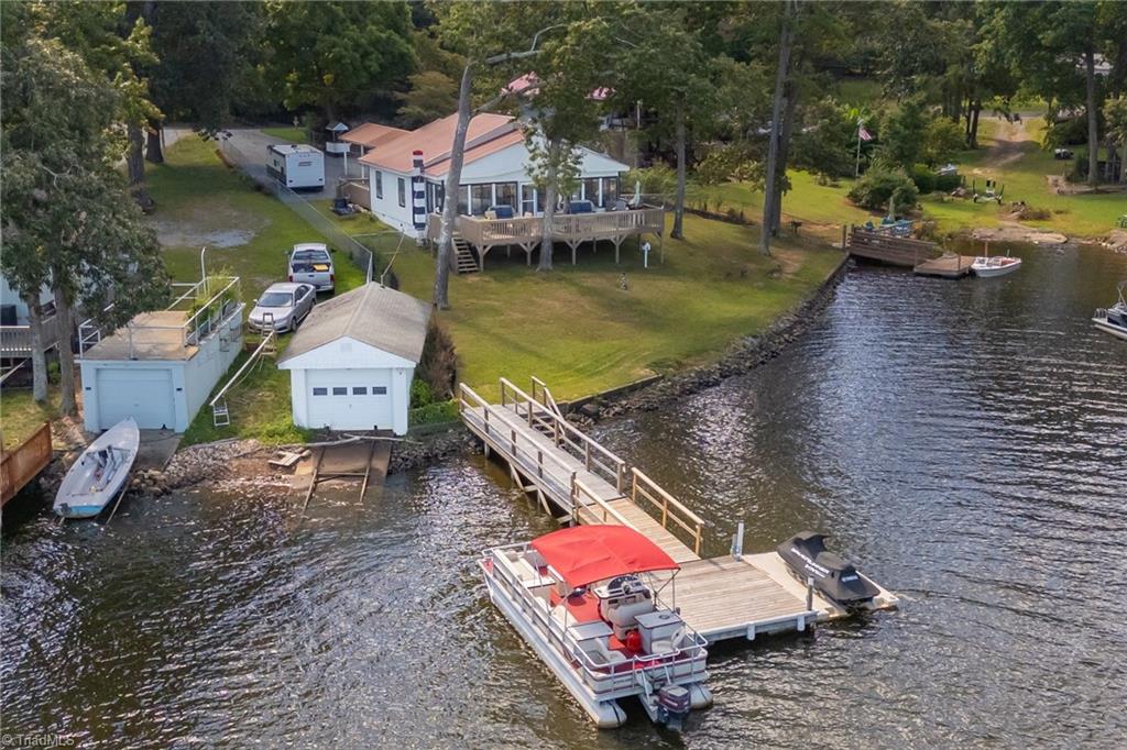 309 Shoreline Drive Property Photo 1