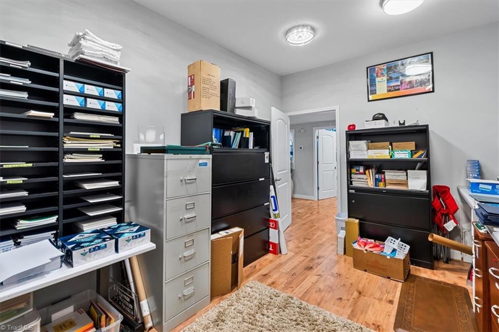 4911 Archdale Road Property Photo 10