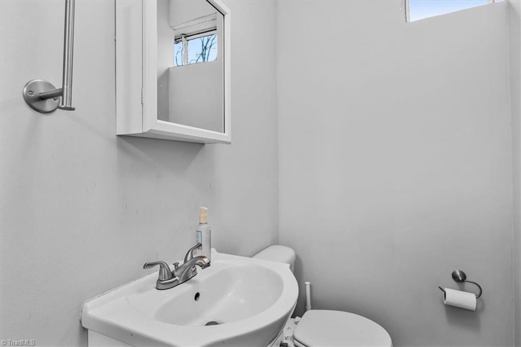 4911 Archdale Road Property Photo 27