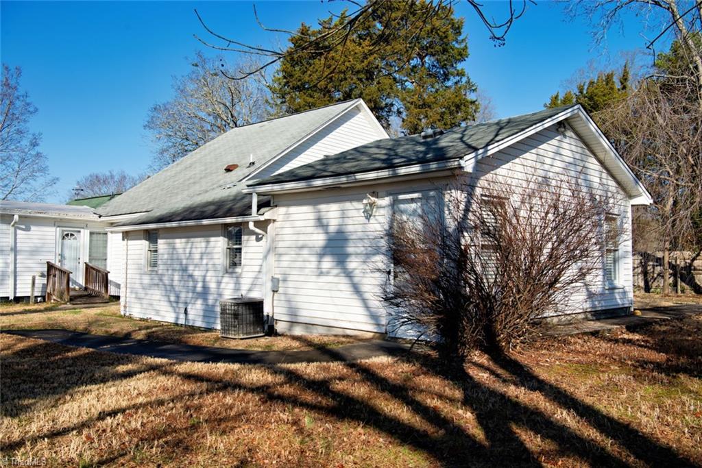 1146 Rogers Road Property Photo 7