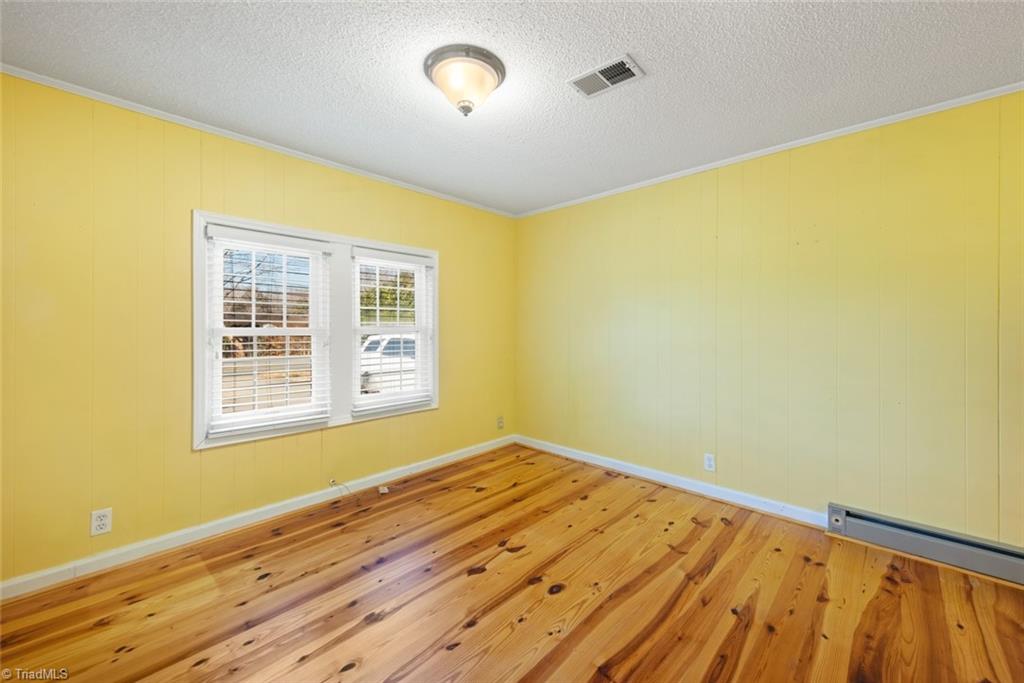1146 Rogers Road Property Photo 12