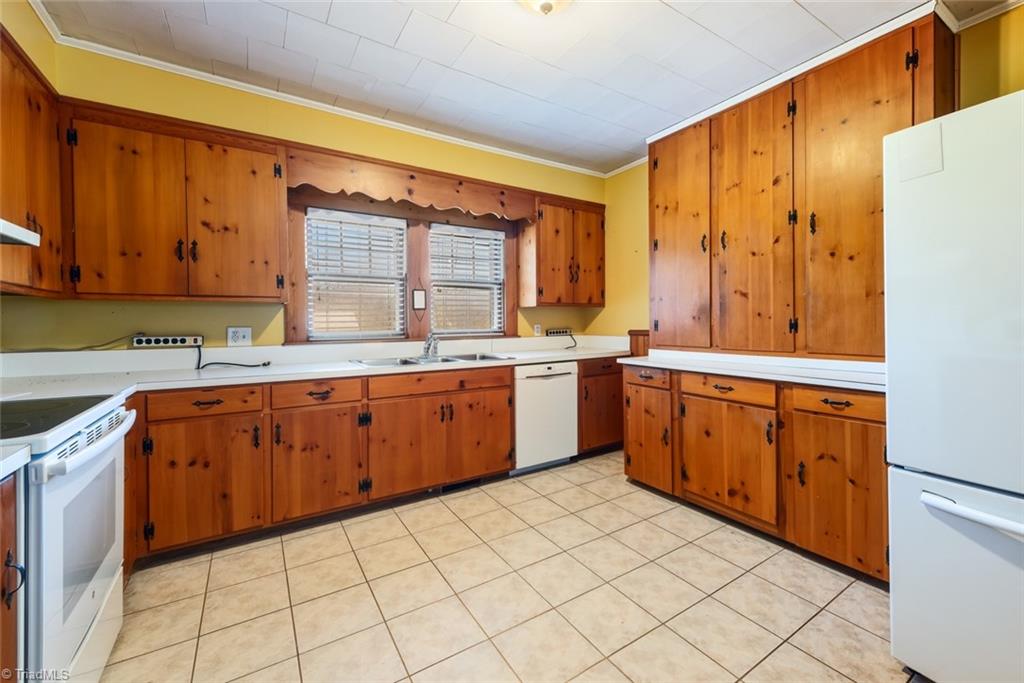 1146 Rogers Road Property Photo 36