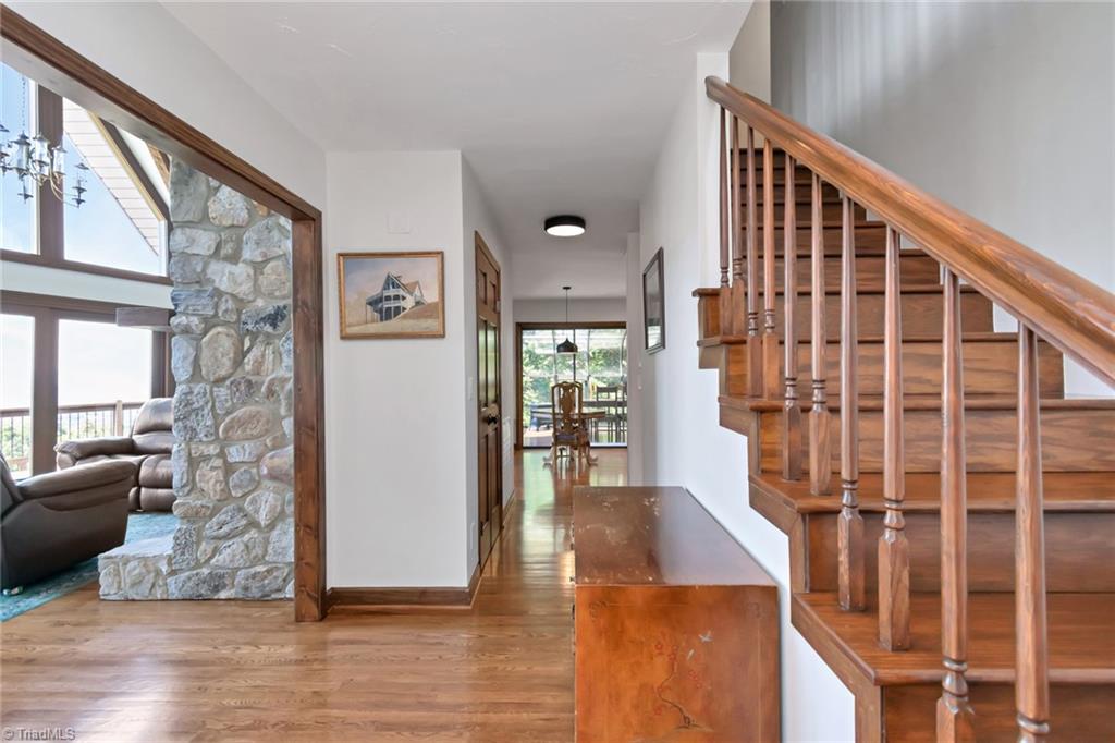 4930 Brushy Mountain Road Property Photo 8