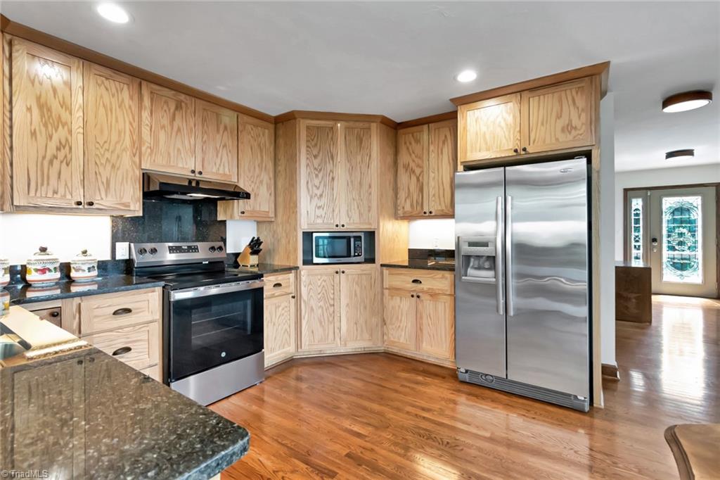 4930 Brushy Mountain Road Property Photo 13