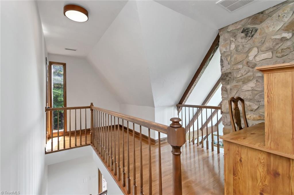 4930 Brushy Mountain Road Property Photo 23