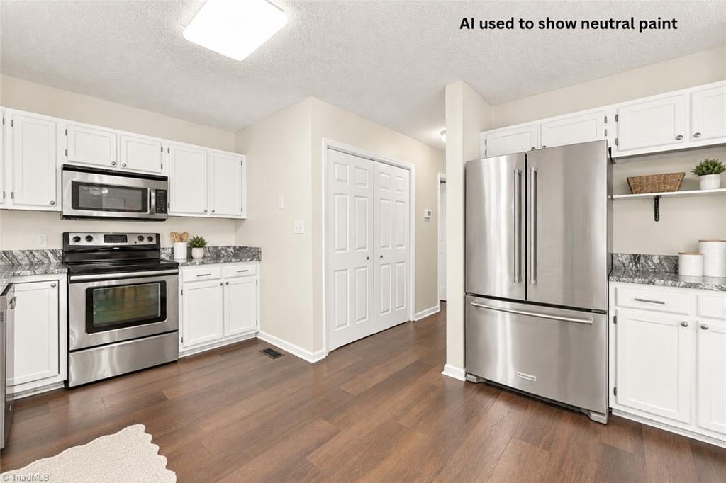 245 Castle Keep Road Property Photo 18