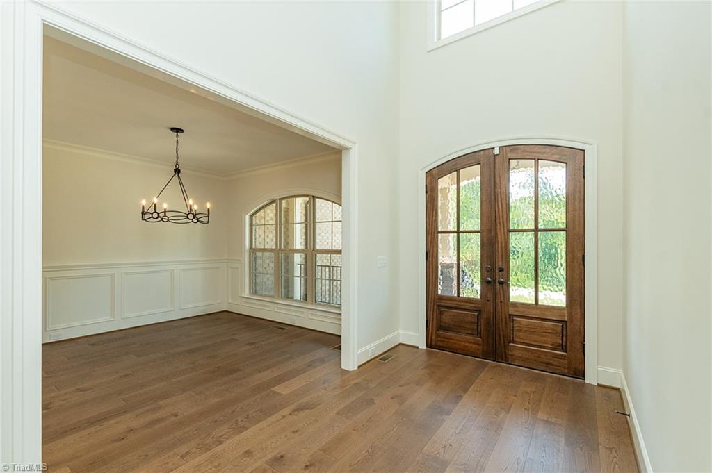7912 Duck Pond Court Property Photo 5