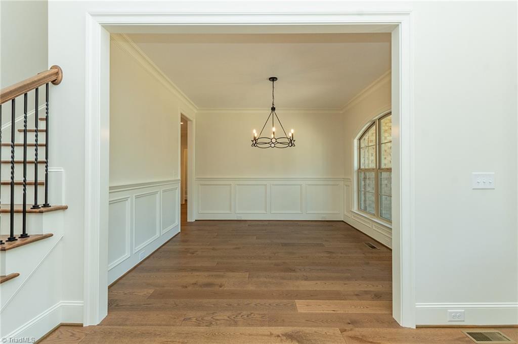7912 Duck Pond Court Property Photo 8