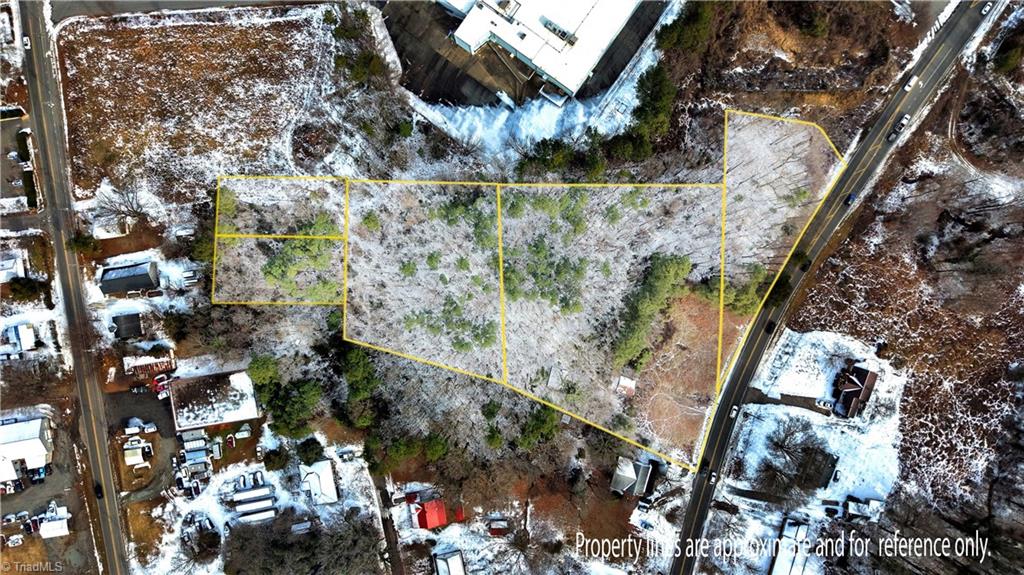 1230 Fairview Drive Property Photo 3