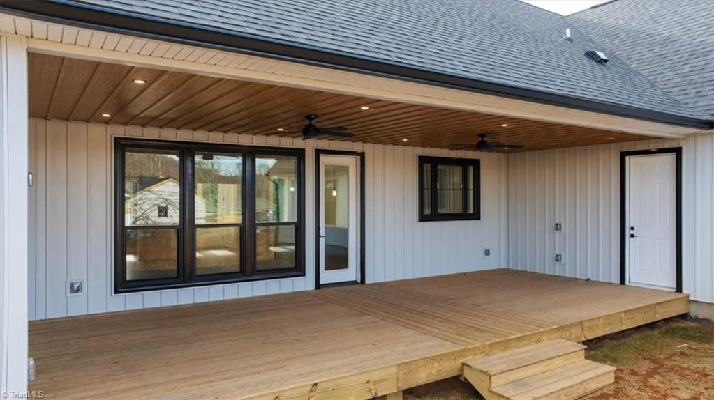 20 Busic Ridge Property Photo 14