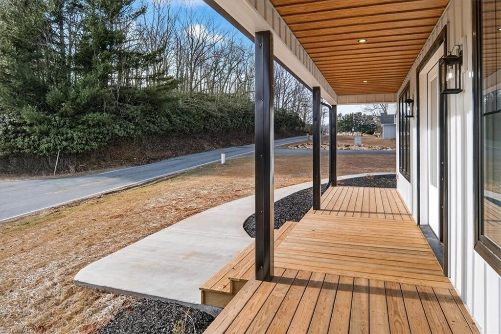 20 Busic Ridge Property Photo 16