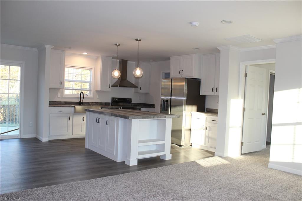 101 Dalton Loop Property Photo 2