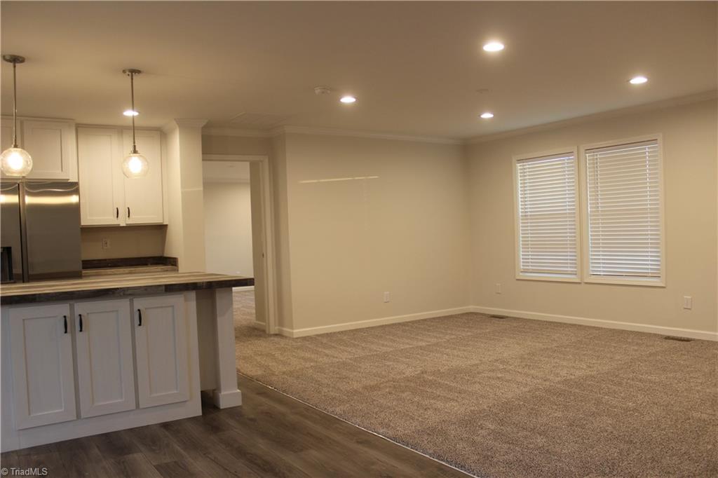 101 Dalton Loop Property Photo 4