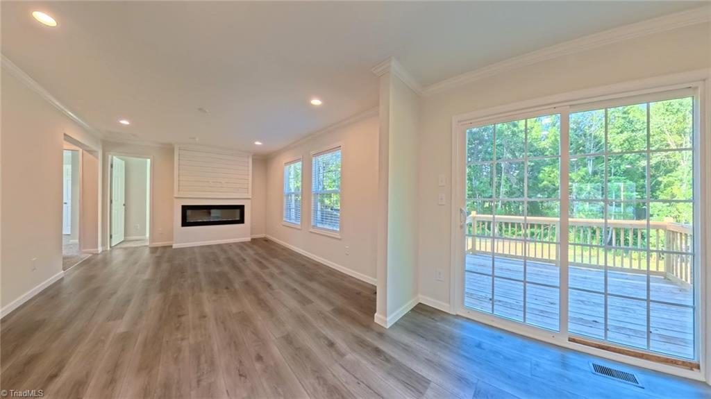101 Dalton Loop Property Photo 8