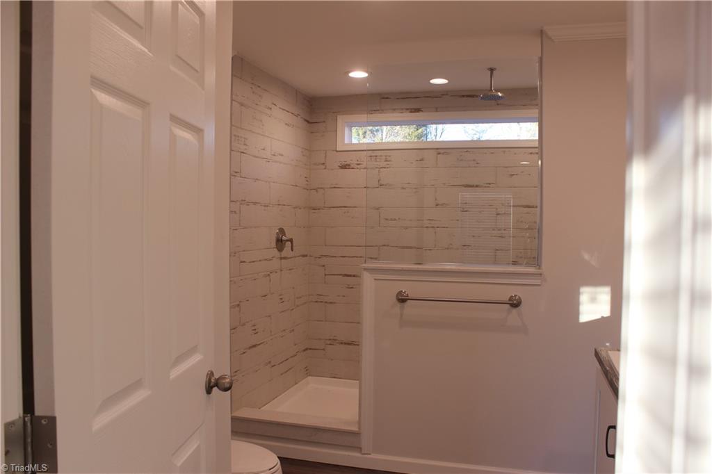 101 Dalton Loop Property Photo 9