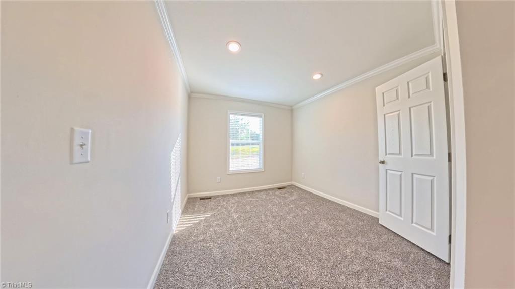 101 Dalton Loop Property Photo 20