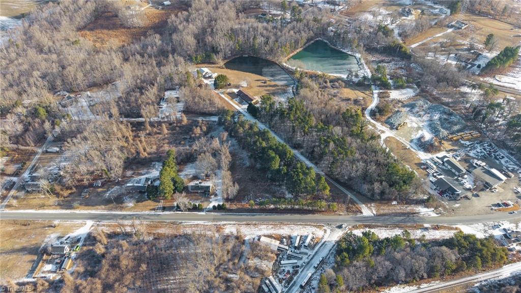 5600 Skyline Avenue Property Photo 7
