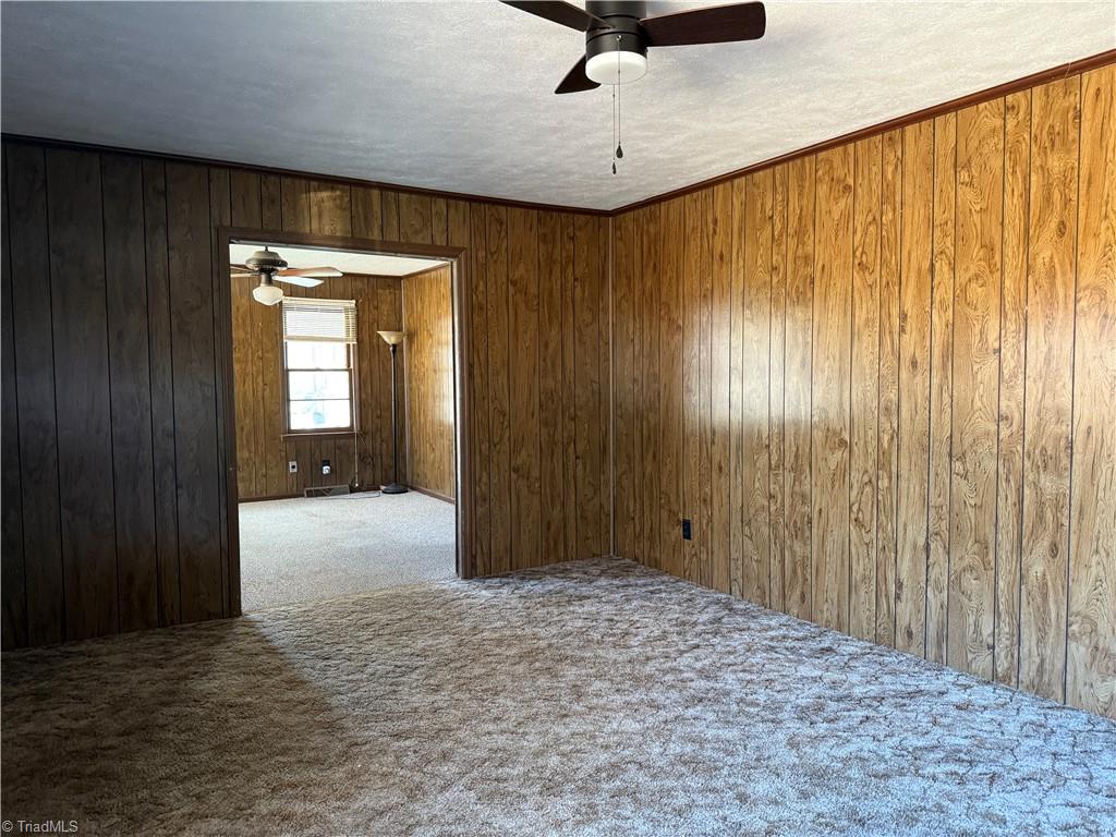 2282 Old Pipers Gap Property Photo 16