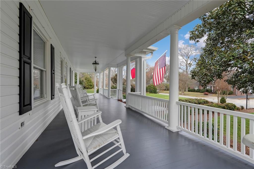 521 Patrick Street Property Photo 3