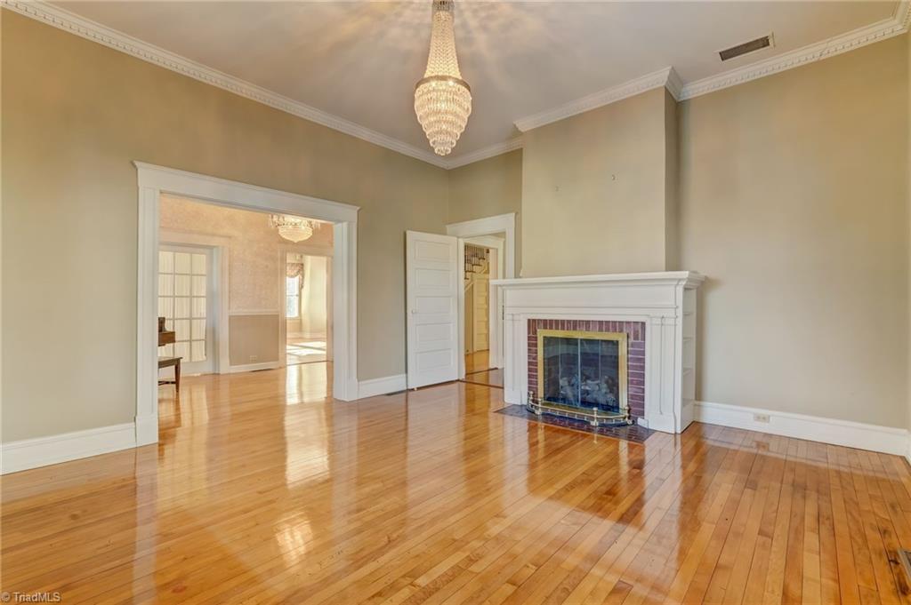 521 Patrick Street Property Photo 10