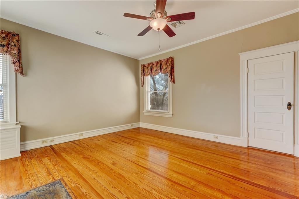 521 Patrick Street Property Photo 32