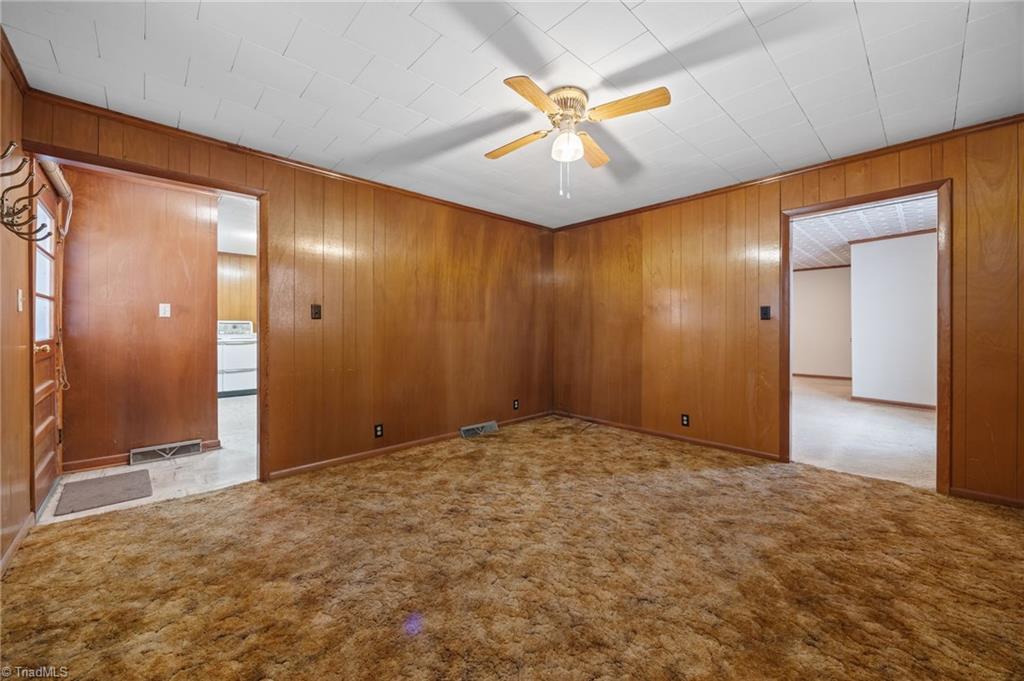 806 7th Avenue Property Photo 8