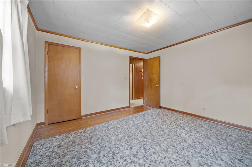 806 7th Avenue Property Photo 21