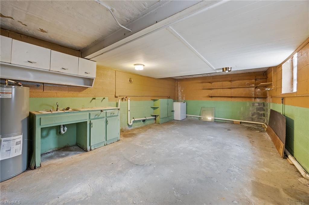 806 7th Avenue Property Photo 25