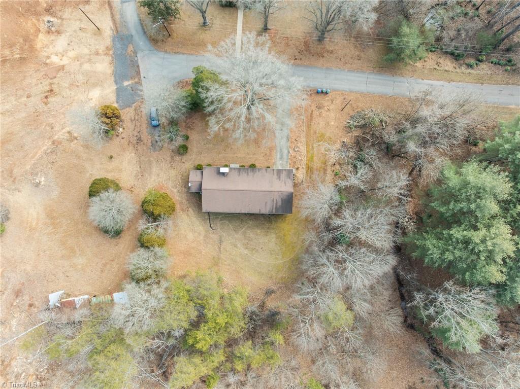 806 7th Avenue Property Photo 40