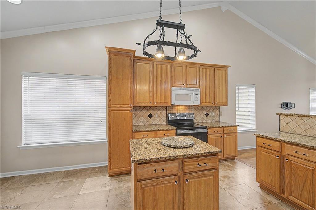 4128 Shadetree Drive Property Photo 6