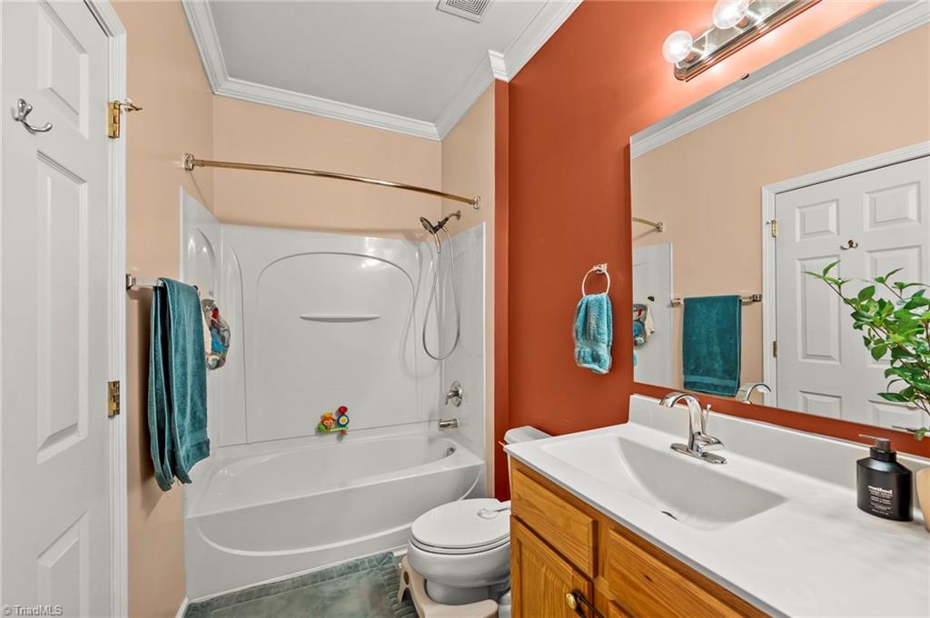 4128 Shadetree Drive Property Photo 28