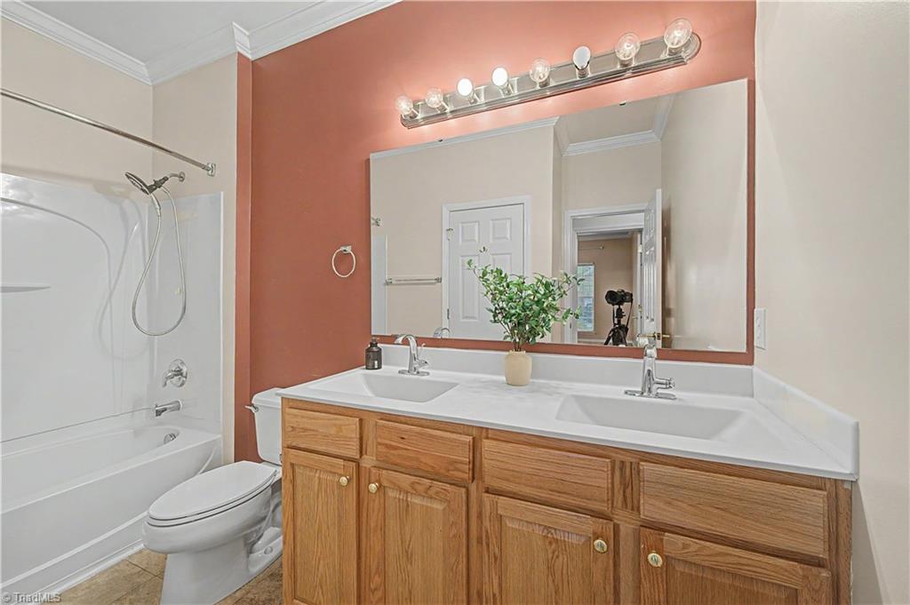 4128 Shadetree Drive Property Photo 29