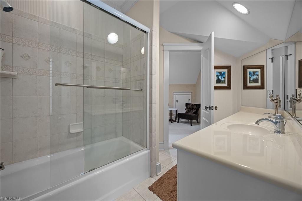 5 Postbridge Court Property Photo 40