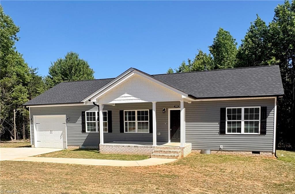 576 Twain Drive