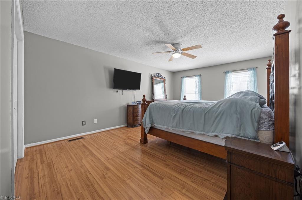 6021 Stone Bluff Drive Property Photo 17