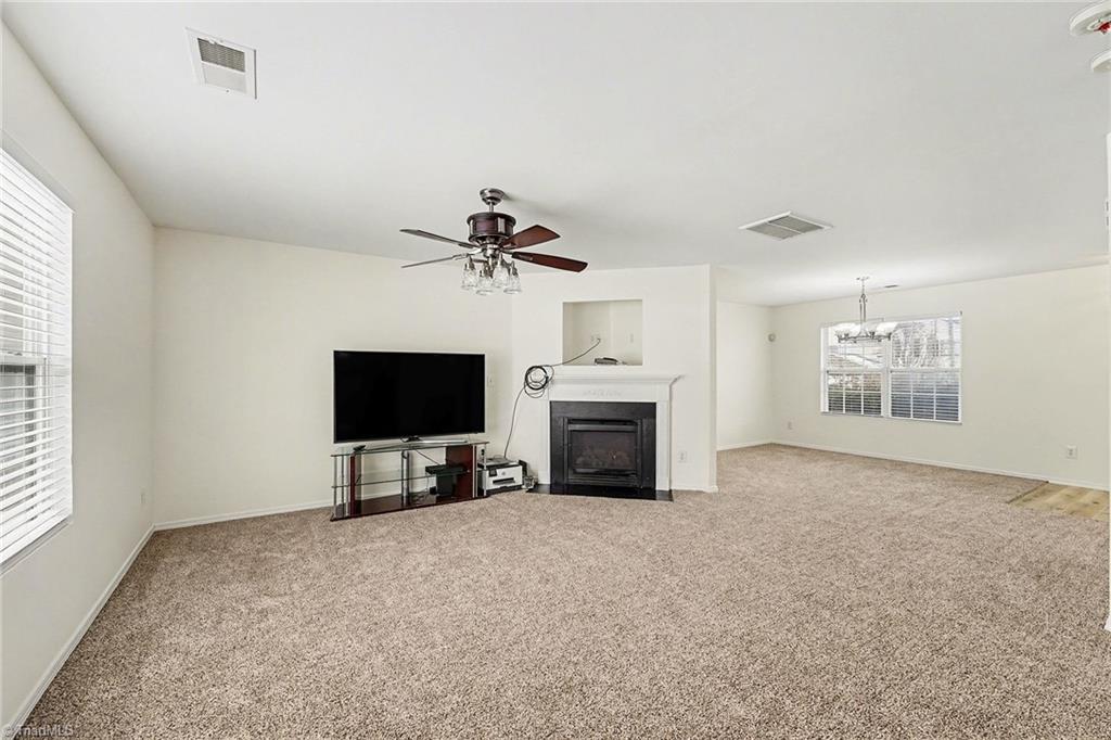 3904 Whispering Willows Drive Property Photo 8