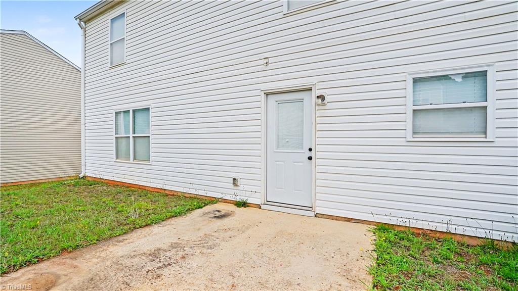 3904 Whispering Willows Drive Property Photo 32