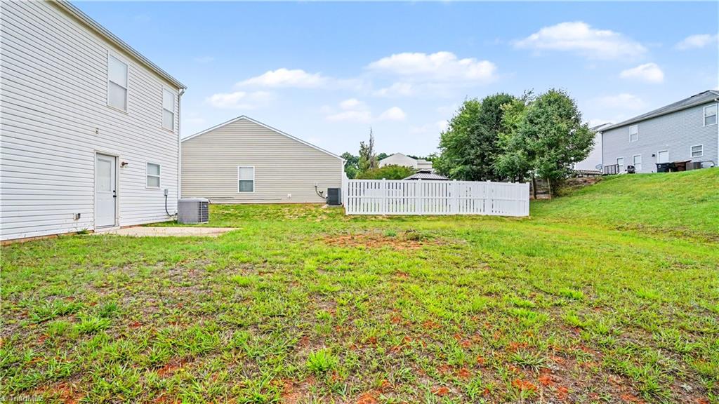 3904 Whispering Willows Drive Property Photo 34