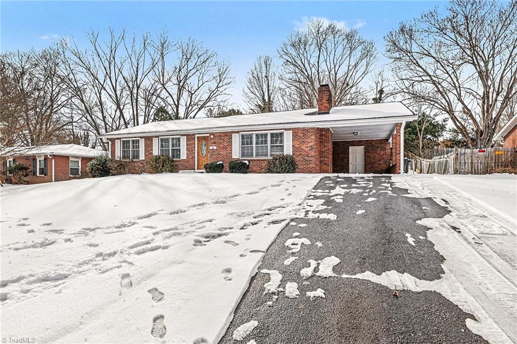 1348 Waybridge Lane Property Photo 3