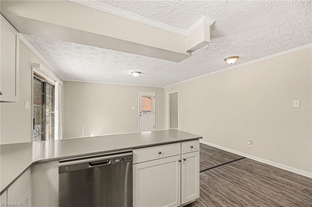 1348 Waybridge Lane Property Photo 12