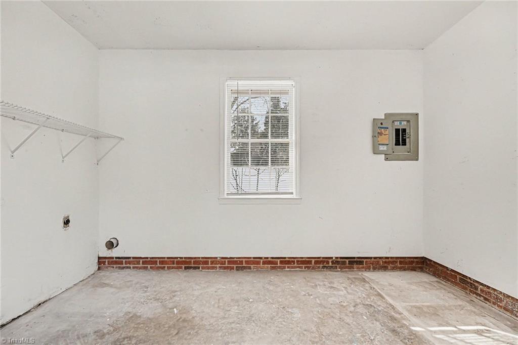 1348 Waybridge Lane Property Photo 22