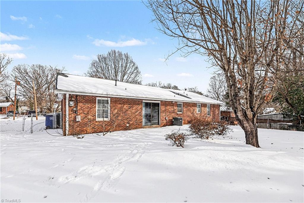 1348 Waybridge Lane Property Photo 25